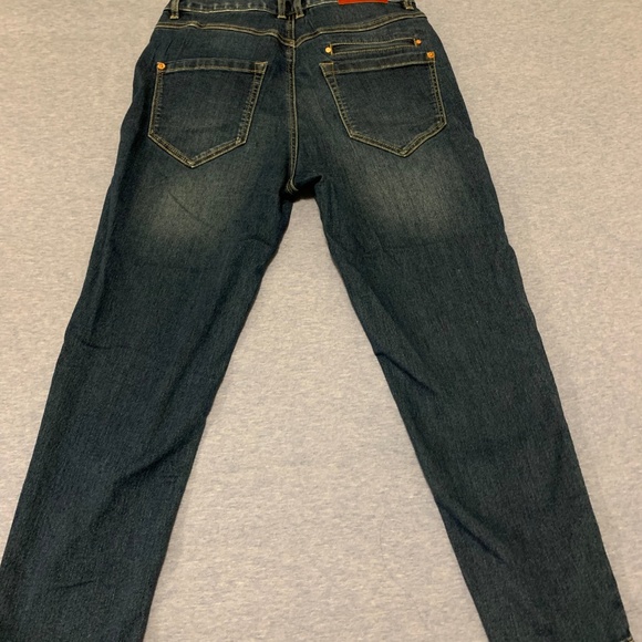 Mama Jeans - Picture 3 of 4